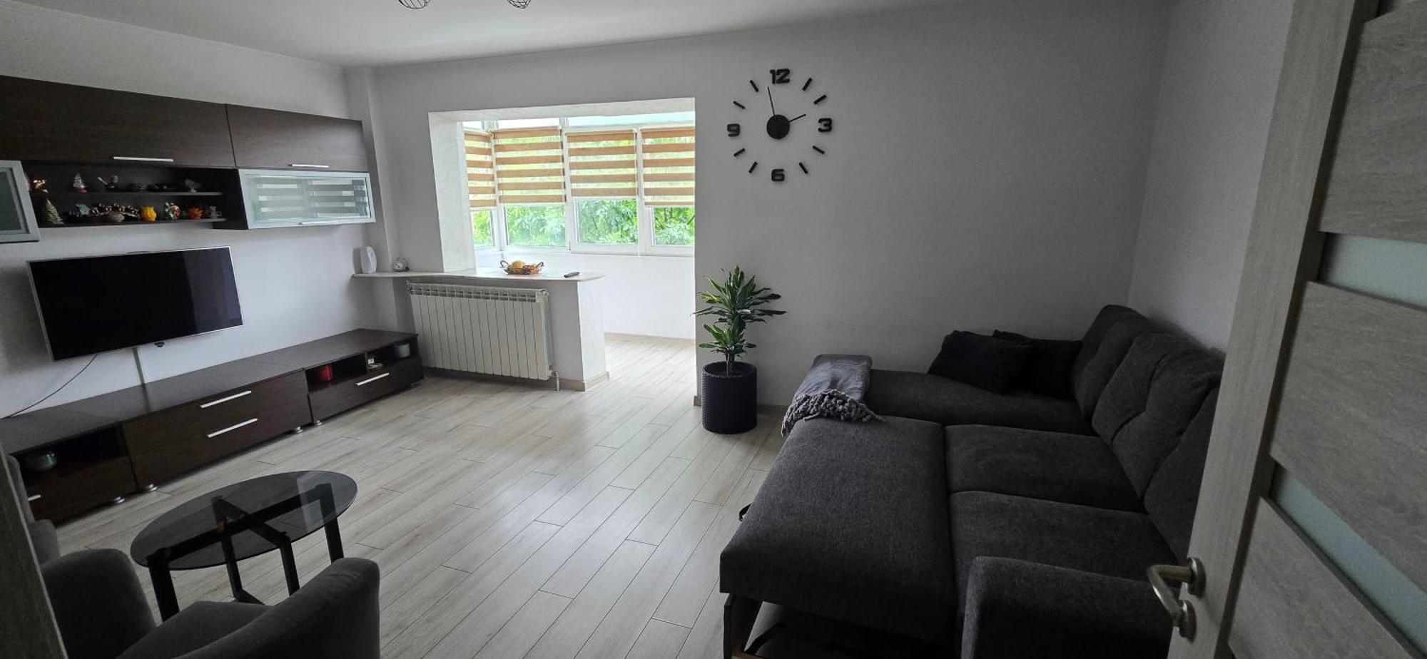 Ilona Apartament 3 Camere Râmnicu Vâlcea Екстериор снимка
