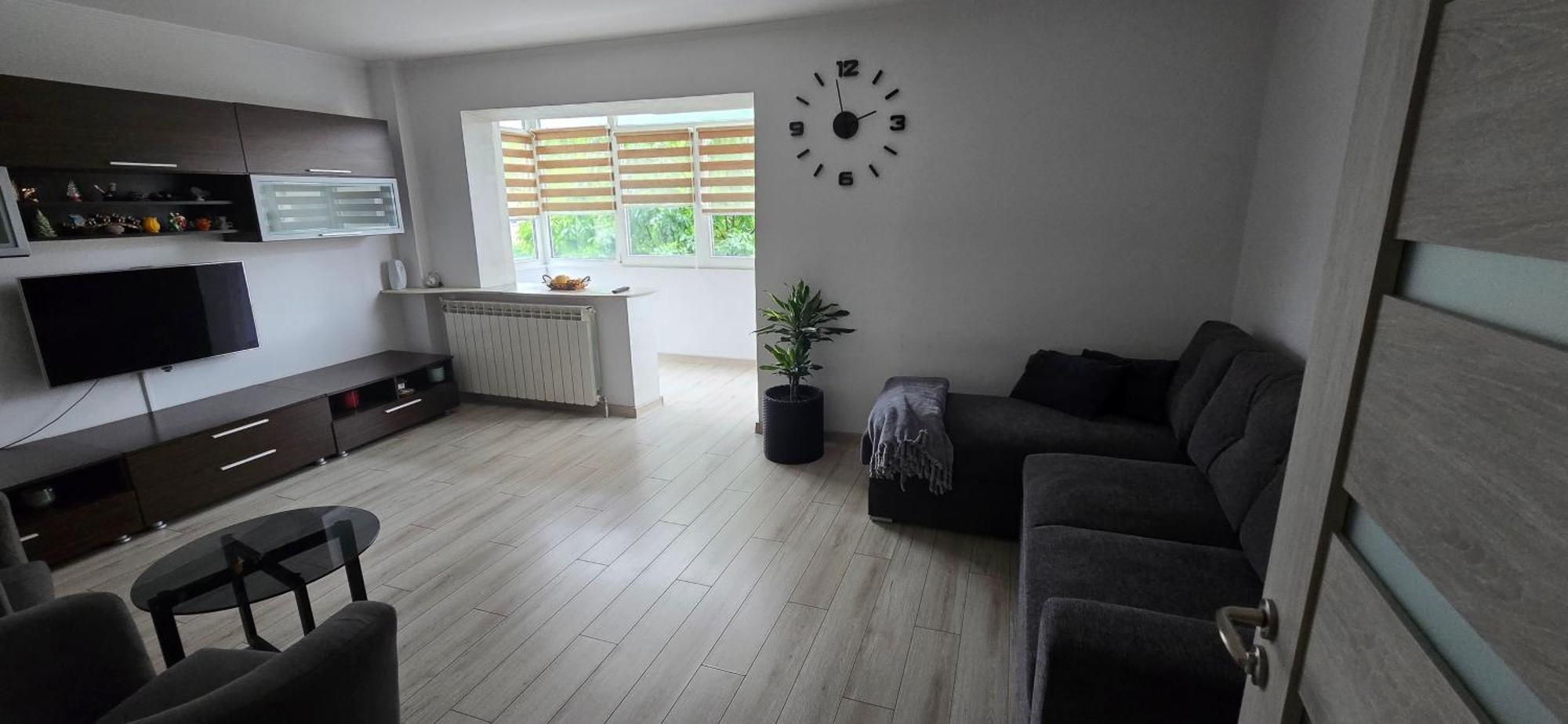 Ilona Apartament 3 Camere Râmnicu Vâlcea Екстериор снимка