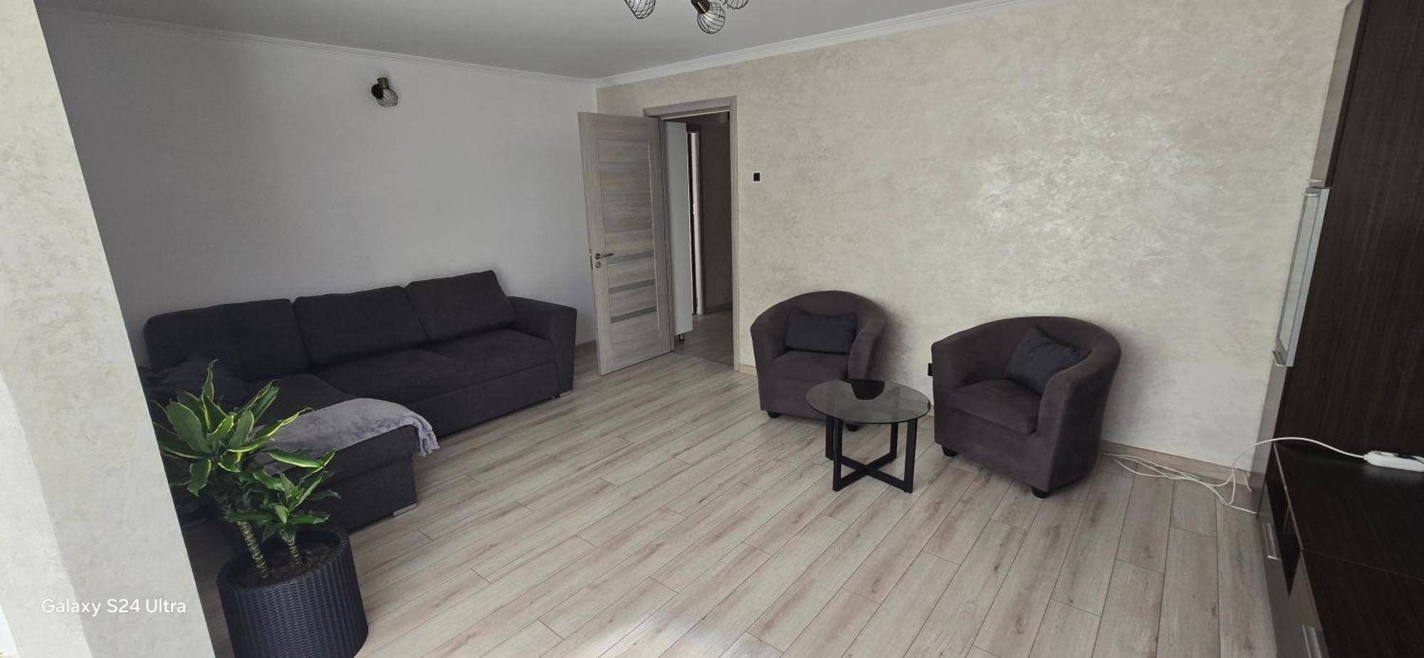 Ilona Apartament 3 Camere Râmnicu Vâlcea Екстериор снимка